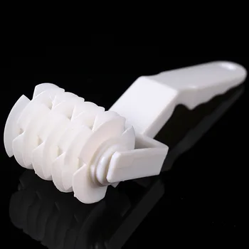 Mesh Modeling Dough Cutter Cake Hob Baking tools Pizza Tools Plastic Roller Lattice kitchen accessories
Mesh Modeling Dough Cutter Cake Hob Baking tools Pizza Tools Plastic Roller Lattice kitchen accessories