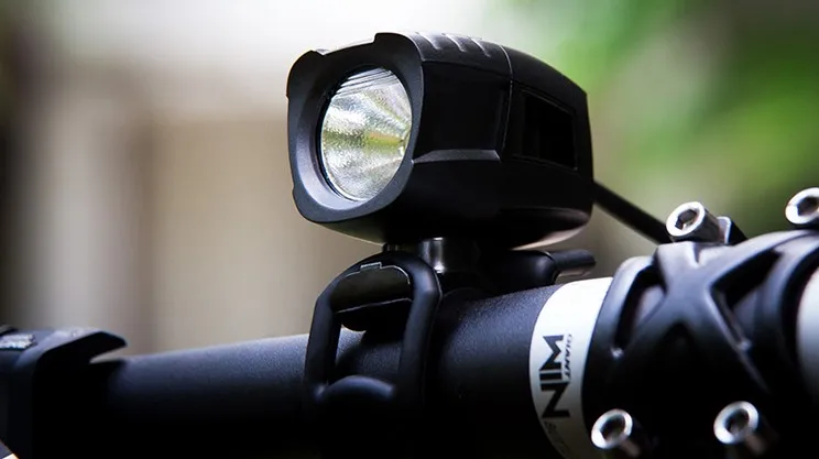 INFUN GT100 Bike Front Headlight Cycling Bicycle Rechargeable Flashlight 1200 Lumen
INFUN GT100 Bike Front Headlight Cycling Bicycle Rechargeable Flashlight 1200 Lumen