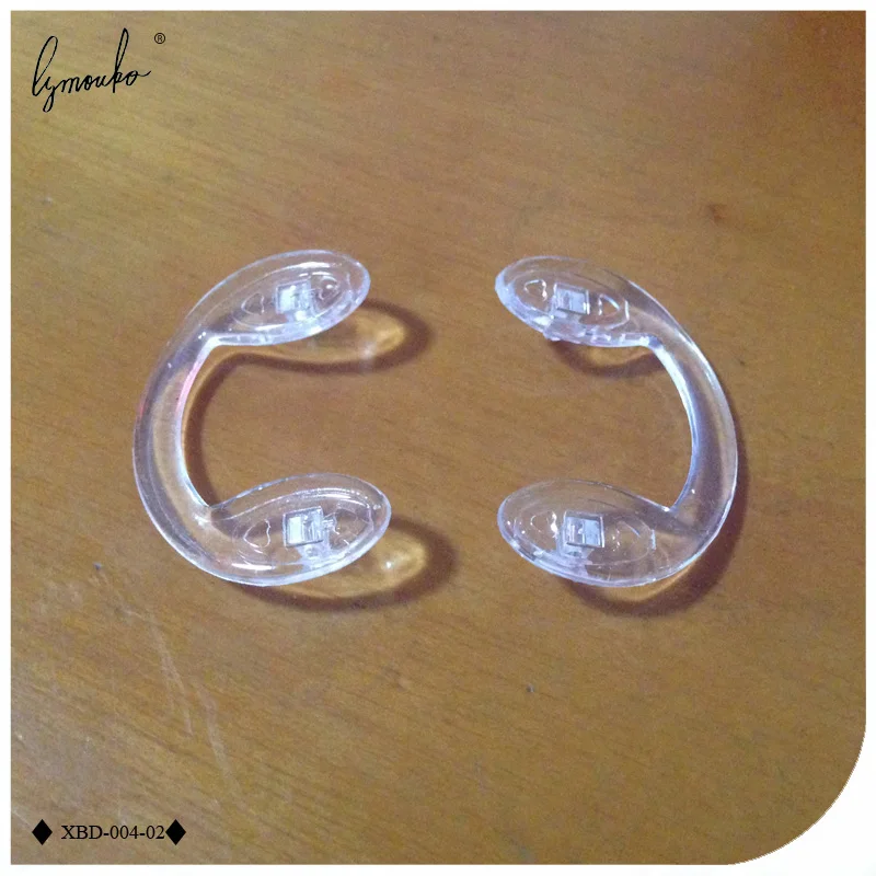 Lymouko 2pcs/Lot U Style Silicone Conjoined Eyeglass Soft Nose Pads for Kid Children On Glasses Translucent Anti-Slip Nose Pad
Lymouko 2pcs/Lot U Style Silicone Conjoined Eyeglass Soft Nose Pads for Kid Children On Glasses Translucent Anti-Slip Nose Pad