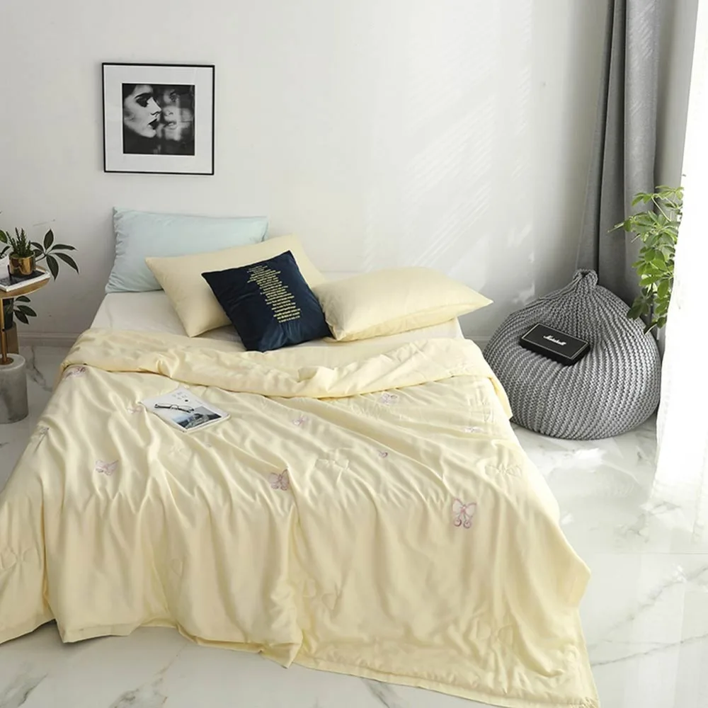 2019 Yellow Bowknot Butterfly Summer Quilt Air-condition Embroidery Comforter Artificial Silk Fabric Polyester Queen Size
2019 Yellow Bowknot Butterfly Summer Quilt Air-condition Embroidery Comforter Artificial Silk Fabric Polyester Queen Size