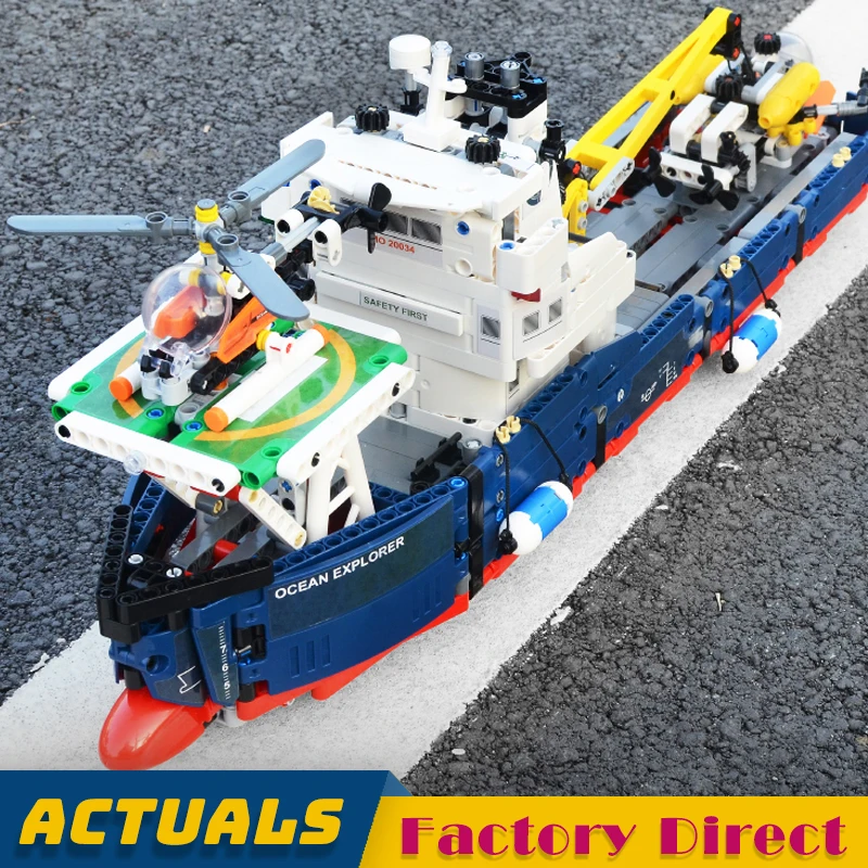 1347 PCS Ocean Explorer 3370 Compatible 42064 Technic Building Blocks Seafaring Adventures Sea Ship Educational Bricks
1347 PCS Ocean Explorer 3370 Compatible 42064 Technic Building Blocks Seafaring Adventures Sea Ship Educational Bricks