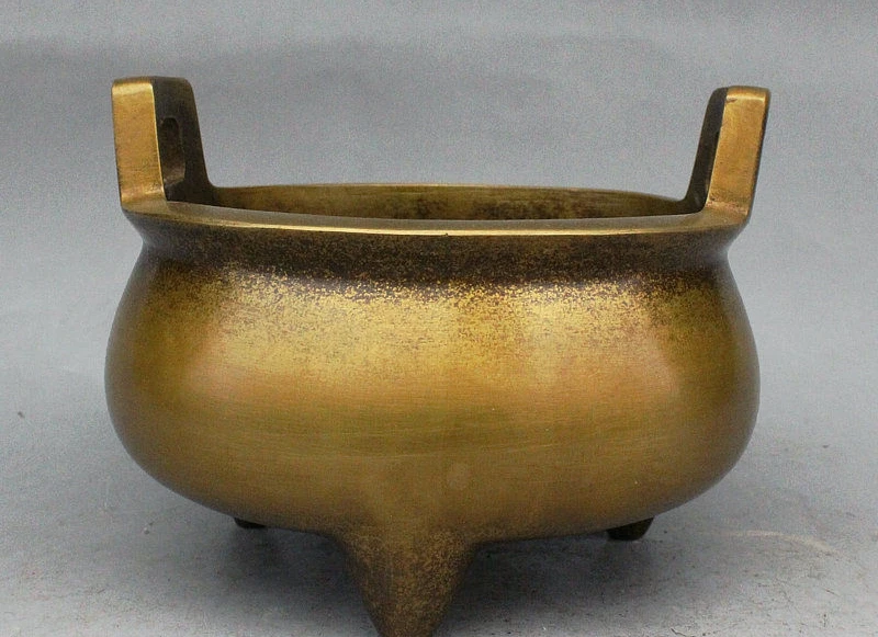 6" Old China Buddhism Pure Bronze Auspicious Wealth Tripod Incense Burner Censer
6" Old China Buddhism Pure Bronze Auspicious Wealth Tripod Incense Burner Censer