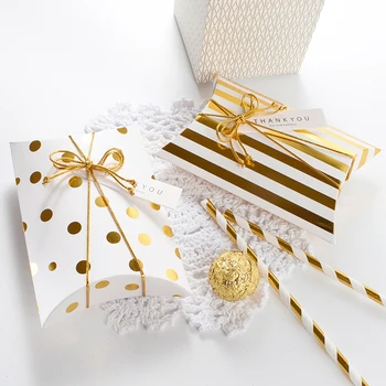 20cps Mini stripe / dots bronzing color golden pillow chocolate box wedding candy box baking package wedding party decorations
20cps Mini stripe / dots bronzing color golden pillow chocolate box wedding candy box baking package wedding party decorations