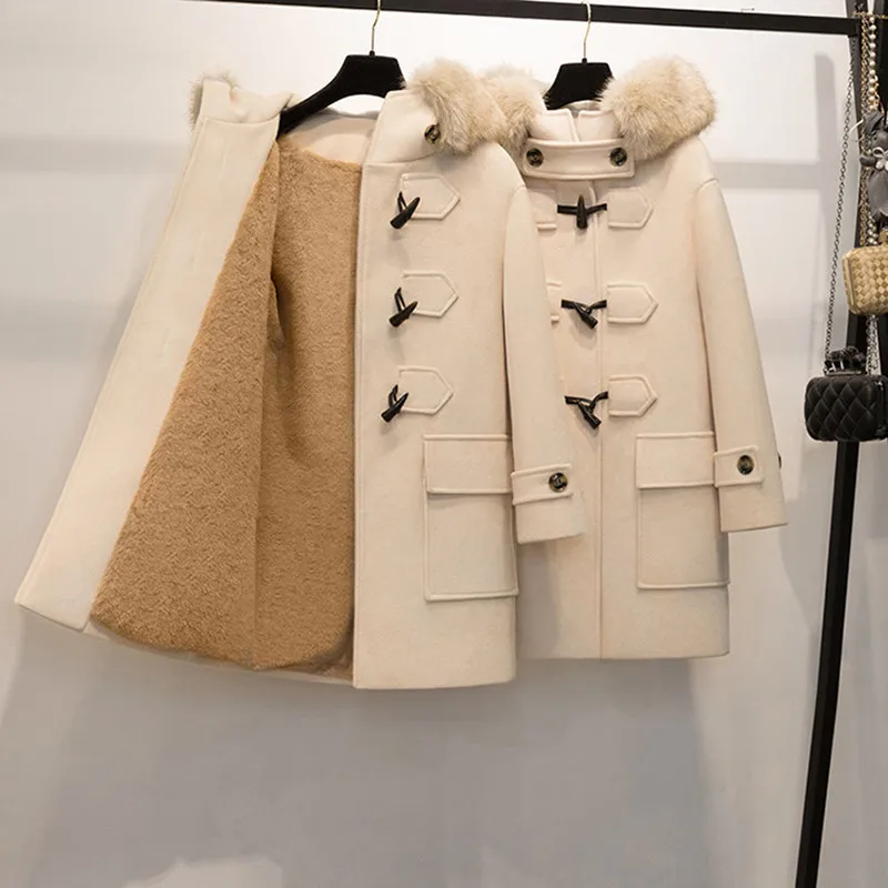 New Warm Woolen Jacket For Winter 2018 Long Hooded Horn Button Wide-waisted Beige Coat Casual China (mainland) Winter Coat Women
New Warm Woolen Jacket For Winter 2018 Long Hooded Horn Button Wide-waisted Beige Coat Casual China (mainland) Winter Coat Women