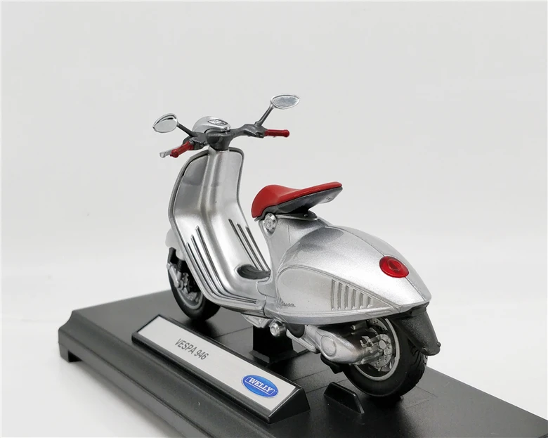 Welly 1:18 Vespa Scooter 946 Silver 150cc Blue Gts 125cc 2017 Bikes Diecast  Motorcycle - Railed/motor/cars/bicycles - AliExpress