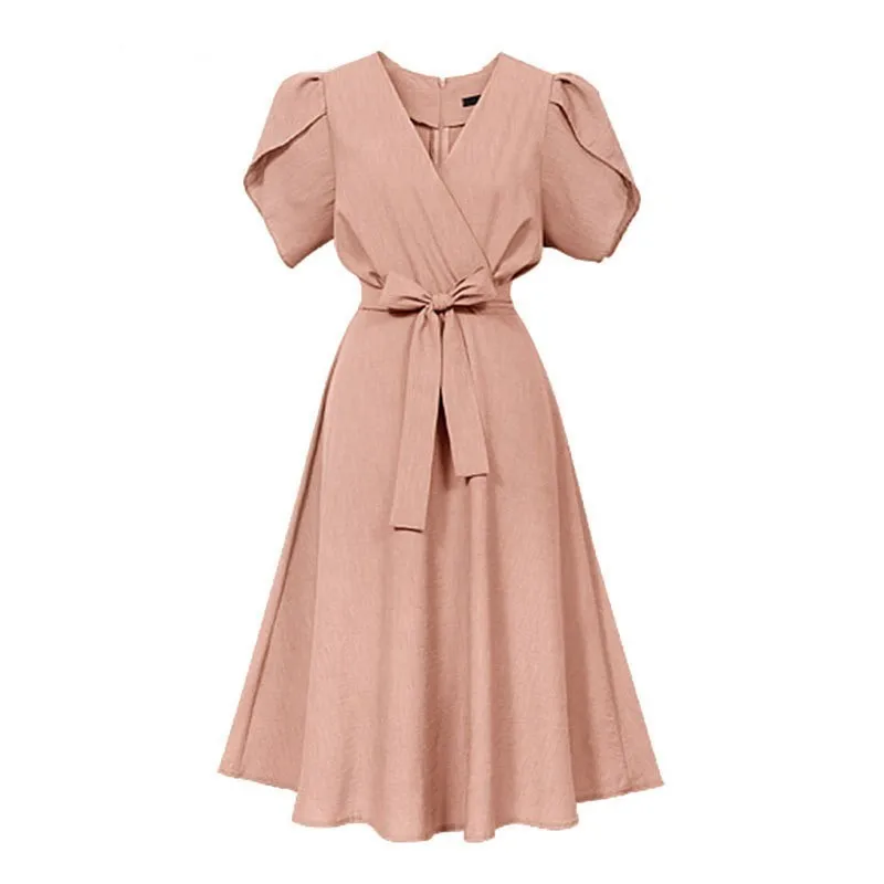 LANMREM 2019 Spring Summer New Pattern V-neck Short Petal Sleeve Belt Bow Empire Waist mid-calf Ladies Fashion Tunic Dress BA710
LANMREM 2019 Spring Summer New Pattern V-neck Short Petal Sleeve Belt Bow Empire Waist mid-calf Ladies Fashion Tunic Dress BA710