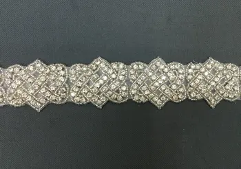 10Yards Fashion flower bridal trimmings clear crystal rhinestone applique with pearls hotfix for dress accessory
10Yards Fashion flower bridal trimmings clear crystal rhinestone applique with pearls hotfix for dress accessory