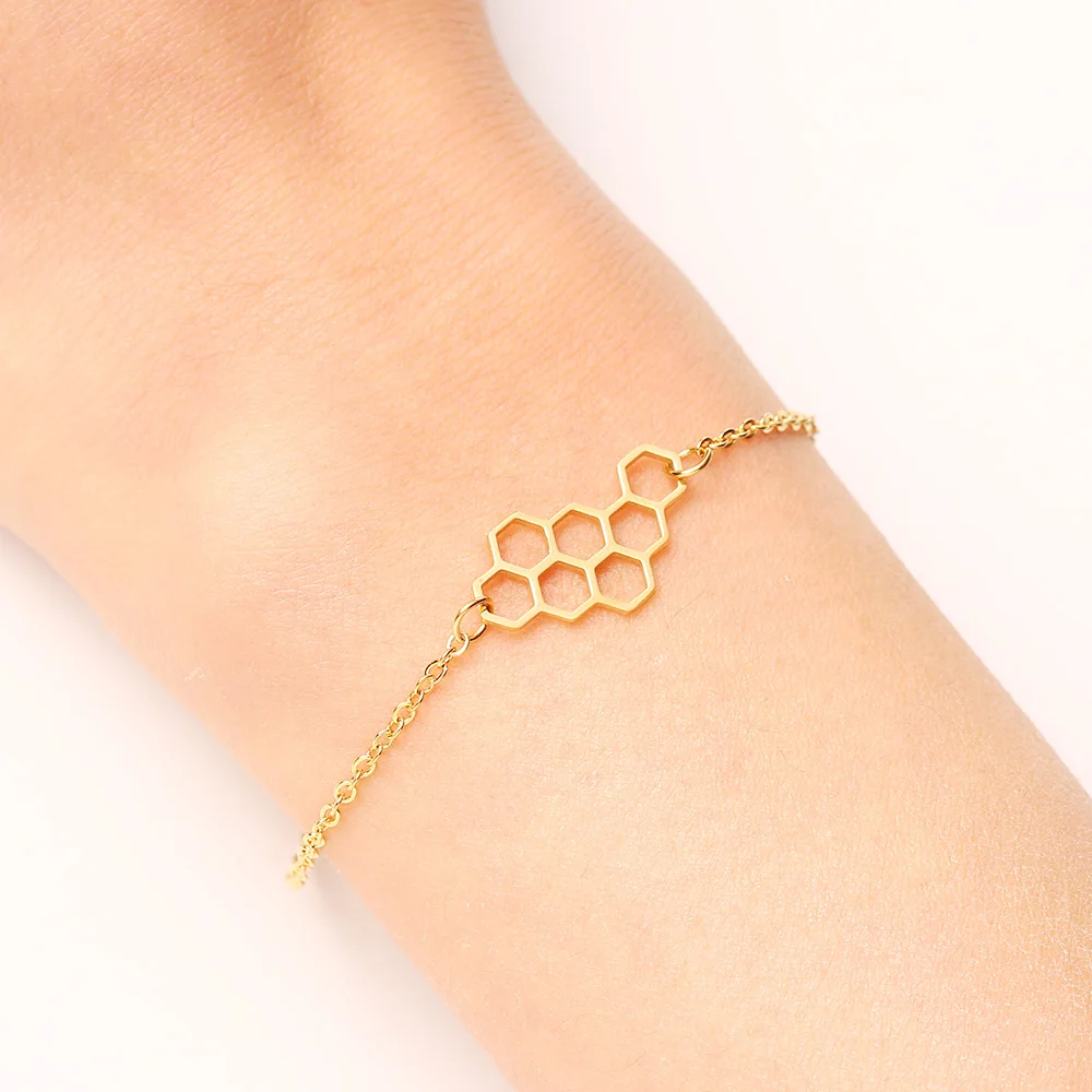 DOTIFI Stainless Steel Bracelet For Women Gold And Silver Color Honeycomb Polygon Pulseira Feminina Lover's Engagement Jewelry
DOTIFI Stainless Steel Bracelet For Women Gold And Silver Color Honeycomb Polygon Pulseira Feminina Lover's Engagement Jewelry