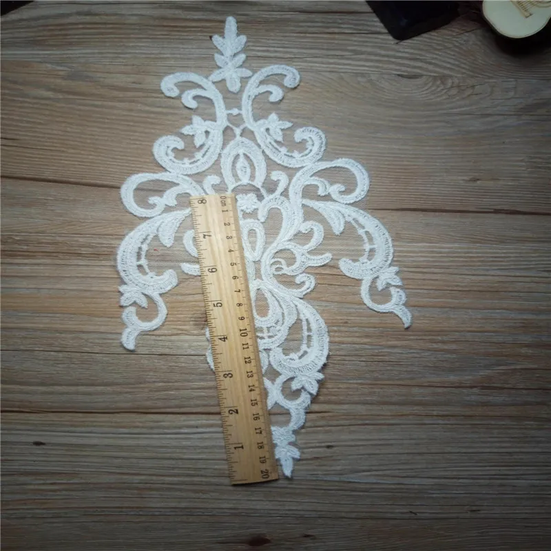 2Pcs Long 35X 15CM Wedding Headband Hair Accessories Venise Lace Beautiful Ivory Flower Floral Motif Appliques BD0118
2Pcs Long 35X 15CM Wedding Headband Hair Accessories Venise Lace Beautiful Ivory Flower Floral Motif Appliques BD0118