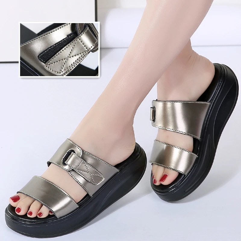 summer Women Mirror Slipper Wedges Slides Open Toe Solid Female Platform Flip Flops Black Beach Ladies Shoes Zapatos Mujer 7062W
summer Women Mirror Slipper Wedges Slides Open Toe Solid Female Platform Flip Flops Black Beach Ladies Shoes Zapatos Mujer 7062W
