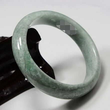 free shipping 980 Beautiful Certified Grade "A" Natural Green Jadeite Jade Gems Bangle Bracelet
free shipping 980 Beautiful Certified Grade "A" Natural Green Jadeite Jade Gems Bangle Bracelet