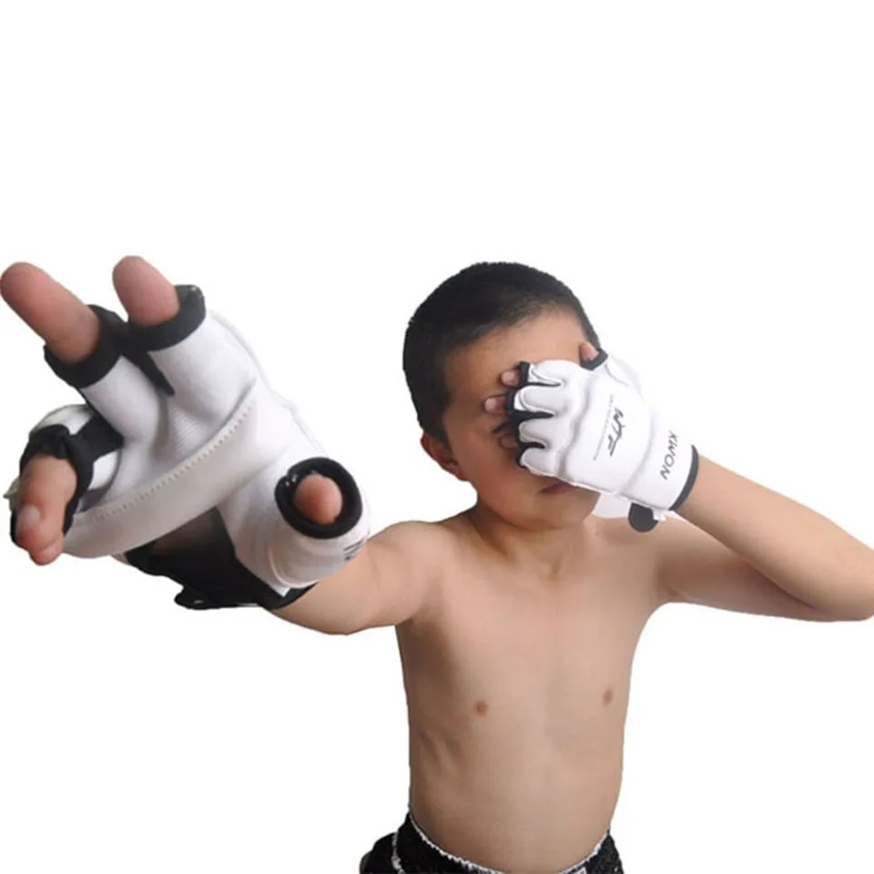 Детские кожаные боксерские перчатки с полупальцами защитные митенки для