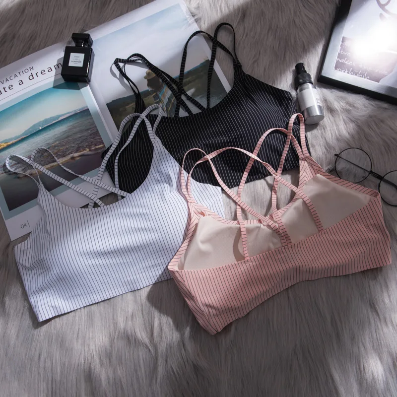 Bra for women seamless ice silk brassiere ladies sexy lingerie female casual bralette wire free active bra women intimates
Bra for women seamless ice silk brassiere ladies sexy lingerie female casual bralette wire free active bra women intimates