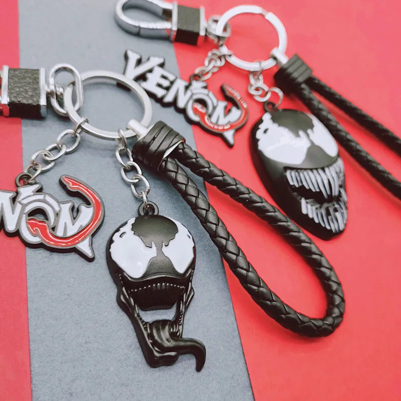 New Marvel Venom Keychain Keyring Black Metal Edward Eddie Brock Leather Rope Key Ring pendant Fans gift Men Skull Car key Chain
New Marvel Venom Keychain Keyring Black Metal Edward Eddie Brock Leather Rope Key Ring pendant Fans gift Men Skull Car key Chain