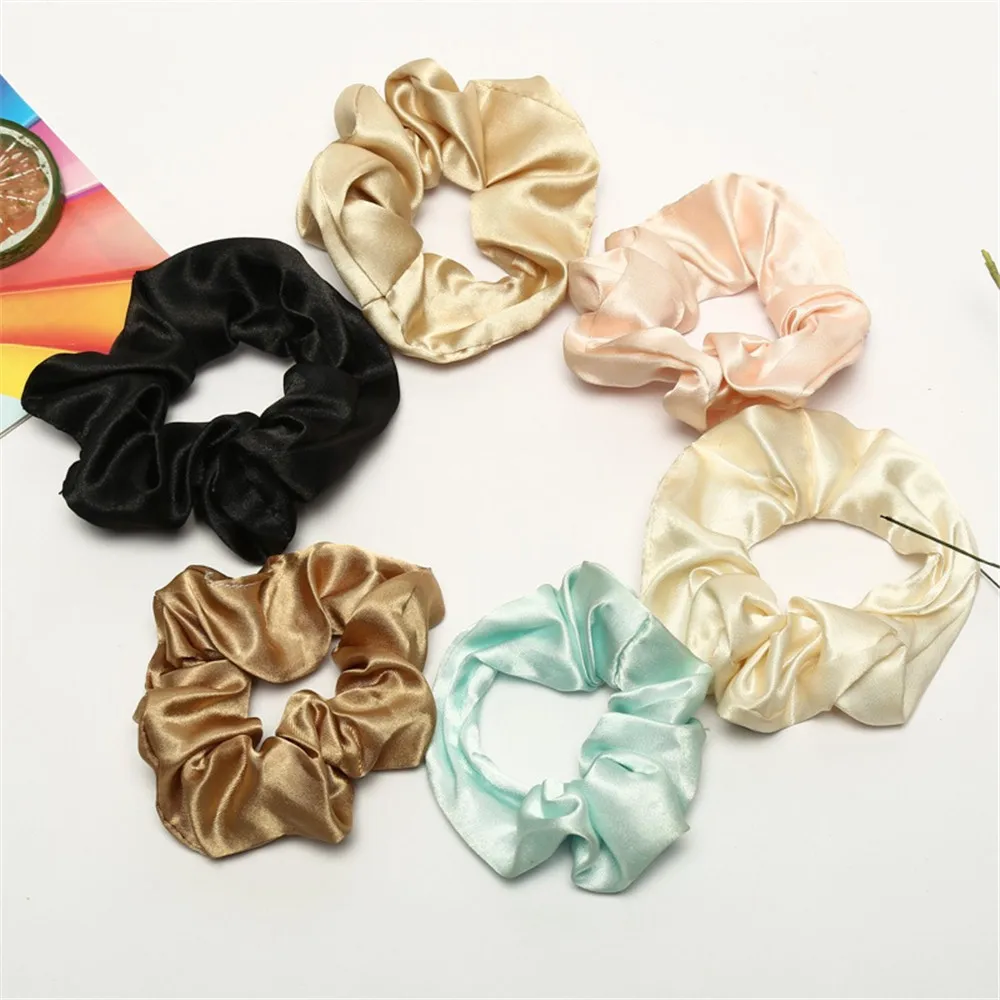 Trendy soft and comfortable Lady Hair Scrunchie Ring Elastic Pure Color Bobble Sports Dance Scrunchie Convenient hair band L50C
Trendy soft and comfortable Lady Hair Scrunchie Ring Elastic Pure Color Bobble Sports Dance Scrunchie Convenient hair band L50C