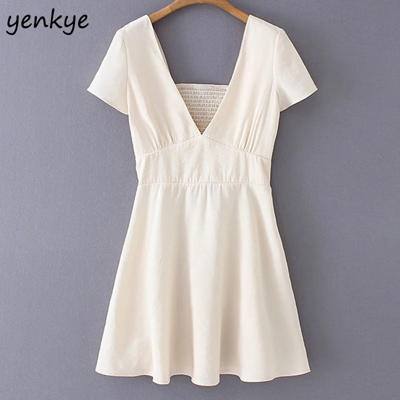 2019 Women Vintage Solid Color Ruched Dress Elegant Lady Back Smocked V Neck Short Sleeve Mini A-line Dress XZWM19079
2019 Women Vintage Solid Color Ruched Dress Elegant Lady Back Smocked V Neck Short Sleeve Mini A-line Dress XZWM19079