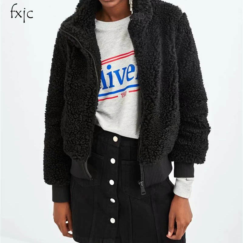 Women's new warm tops stand collar fleece pilot zipper double pocket jacket jacket 2018 fashion jacket 2 colors 8423
Women's new warm tops stand collar fleece pilot zipper double pocket jacket jacket 2018 fashion jacket 2 colors 8423