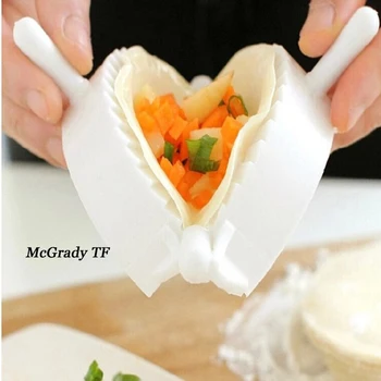 1pcs Dumpling Maker Mold Pie Ravioli Making Eco-friendly Safety Dumpling Maker Pastry Tools Cooking Tool for Kitchen Accessories
1pcs Dumpling Maker Mold Pie Ravioli Making Eco-friendly Safety Dumpling Maker Pastry Tools Cooking Tool for Kitchen Accessories