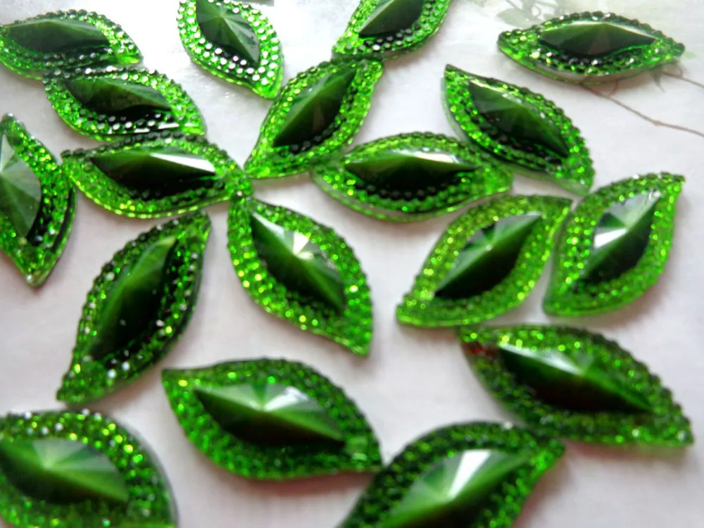 100pcs 9*18mm Navette shape sew on rhinestones Green resin crystal horse eye shape gemstones strass
100pcs 9*18mm Navette shape sew on rhinestones Green resin crystal horse eye shape gemstones strass