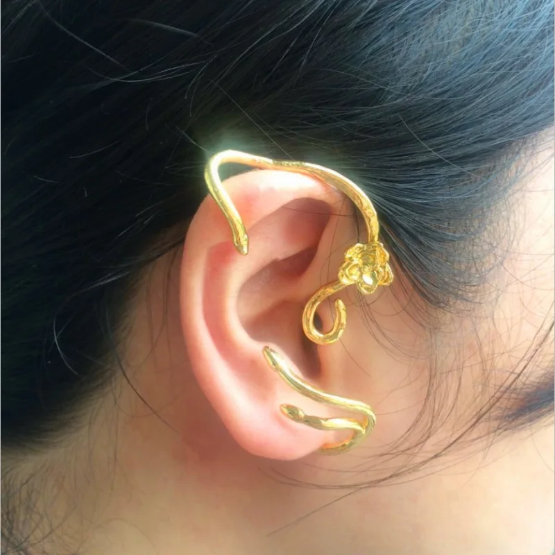 Fairy Tale Beauty and the Beast Earrings Ear Cuff Belle Golden Rose Stud Earrings For Women Fashion Jewelry Charm Accessories
Fairy Tale Beauty and the Beast Earrings Ear Cuff Belle Golden Rose Stud Earrings For Women Fashion Jewelry Charm Accessories