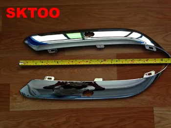 SKTOO For Chrysler 300C headlights on the front bumper trim panel large lighting board bright stripe bumper 300C accessories
SKTOO For Chrysler 300C headlights on the front bumper trim panel large lighting board bright stripe bumper 300C accessories