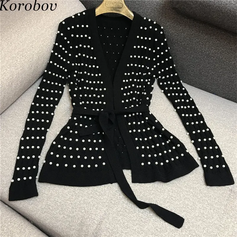 Korobov V-Neck Pearl Embroidery Korean Female Cardigans Lacing Knit Casual Women Cardigan 2019 Spring New Arrival 76560
Korobov V-Neck Pearl Embroidery Korean Female Cardigans Lacing Knit Casual Women Cardigan 2019 Spring New Arrival 76560