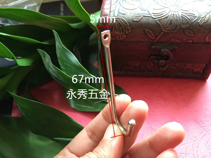 Modern special small single hook Steel coat hook Furniture Single hook up Wall wholesale
Modern special small single hook Steel coat hook Furniture Single hook up Wall wholesale