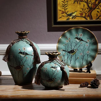 Ceramic vase decorative plate three piece ornaments European Home Furnishing handicrafts simple living room decorations
Ceramic vase decorative plate three piece ornaments European Home Furnishing handicrafts simple living room decorations