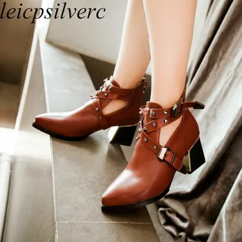 Women's Boots Spring Autumn High Heel Warm Pu Zip Pointed Toe Ankle Chelsea Shoes Thick Heel Rivet 2019 New Sexy Fashion Black
Women's Boots Spring Autumn High Heel Warm Pu Zip Pointed Toe Ankle Chelsea Shoes Thick Heel Rivet 2019 New Sexy Fashion Black
