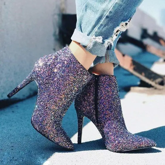 Side Zipper Pointed Toe Stiletto Heel Sequin Glitter Chic Ankle Boots Sexy Riding Boots for Woman Purple Short Boots
Side Zipper Pointed Toe Stiletto Heel Sequin Glitter Chic Ankle Boots Sexy Riding Boots for Woman Purple Short Boots
