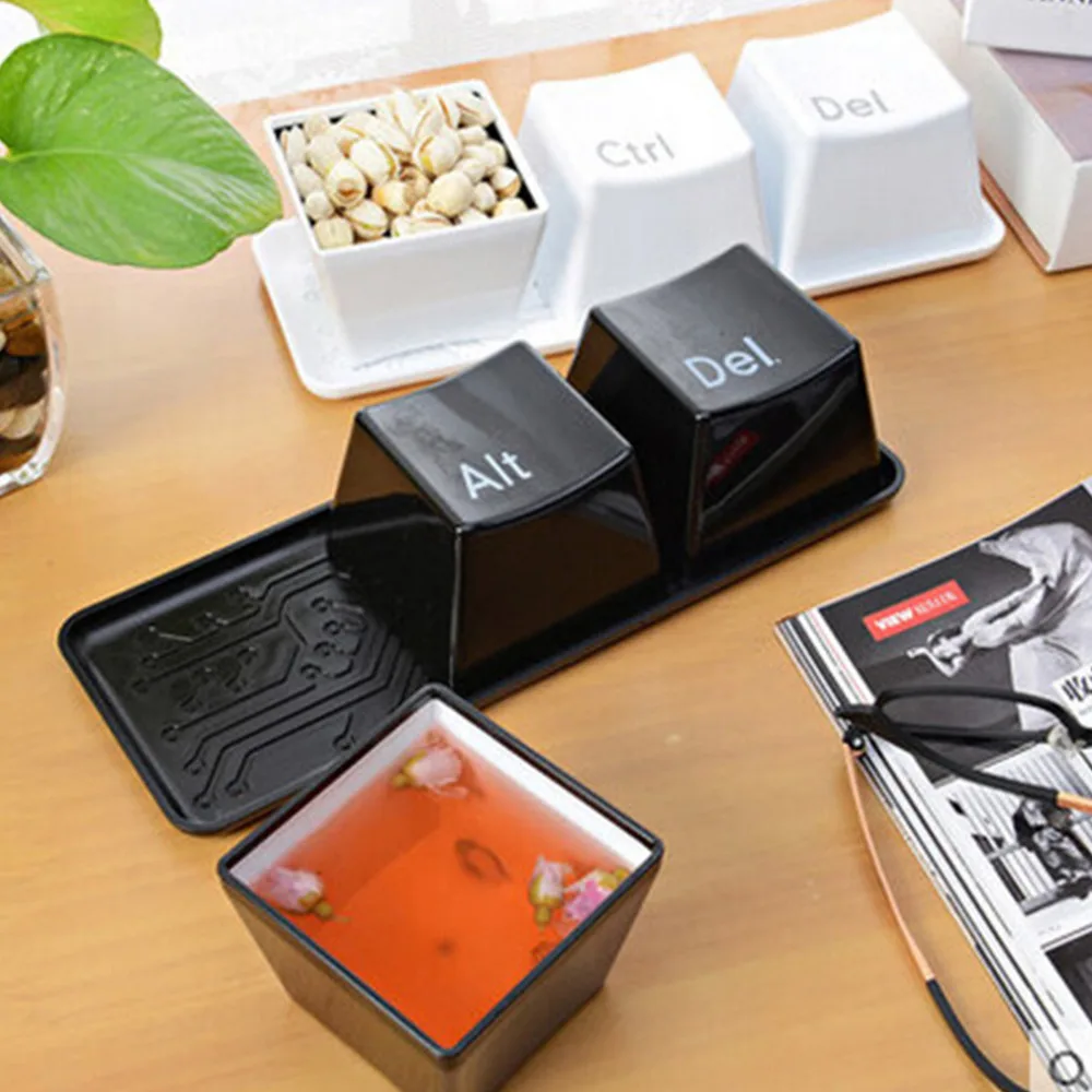 3pcs/Set Novelty Creative Simple Keyboard Ctrl ALT DEL Type Tea Coffee Mug Cup Container
3pcs/Set Novelty Creative Simple Keyboard Ctrl ALT DEL Type Tea Coffee Mug Cup Container