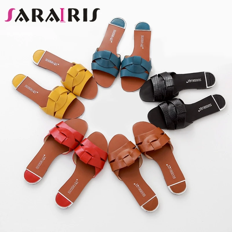 SARAIRIS New Hot Sale Dropship Brand Flat Slippers Women 2019 Summer Casual Outdoor Slides Women Beach Shoes Woman
SARAIRIS New Hot Sale Dropship Brand Flat Slippers Women 2019 Summer Casual Outdoor Slides Women Beach Shoes Woman