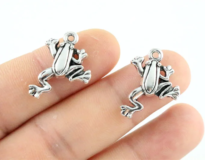 23x18mm 15pcs Antique Silver Plated Frog Handmade Charms Pendant:DIY for bracelet necklace-Q6-24
23x18mm 15pcs Antique Silver Plated Frog Handmade Charms Pendant:DIY for bracelet necklace-Q6-24