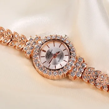 Lvpai Luxe Femmes Montres Femmes Diamond Bracelet Montre Watch Alloy Dial Stainless Steel Band Reloj hombre Damenuhr New B40
Lvpai Luxe Femmes Montres Femmes Diamond Bracelet Montre Watch Alloy Dial Stainless Steel Band Reloj hombre Damenuhr New B40