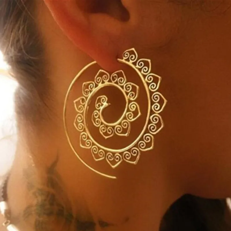 Ethnic Personality Round Spiral Drop Earrings Exaggerated Love Heart Whirlpool Gear Earrings for Women Jewelry
Ethnic Personality Round Spiral Drop Earrings Exaggerated Love Heart Whirlpool Gear Earrings for Women Jewelry
