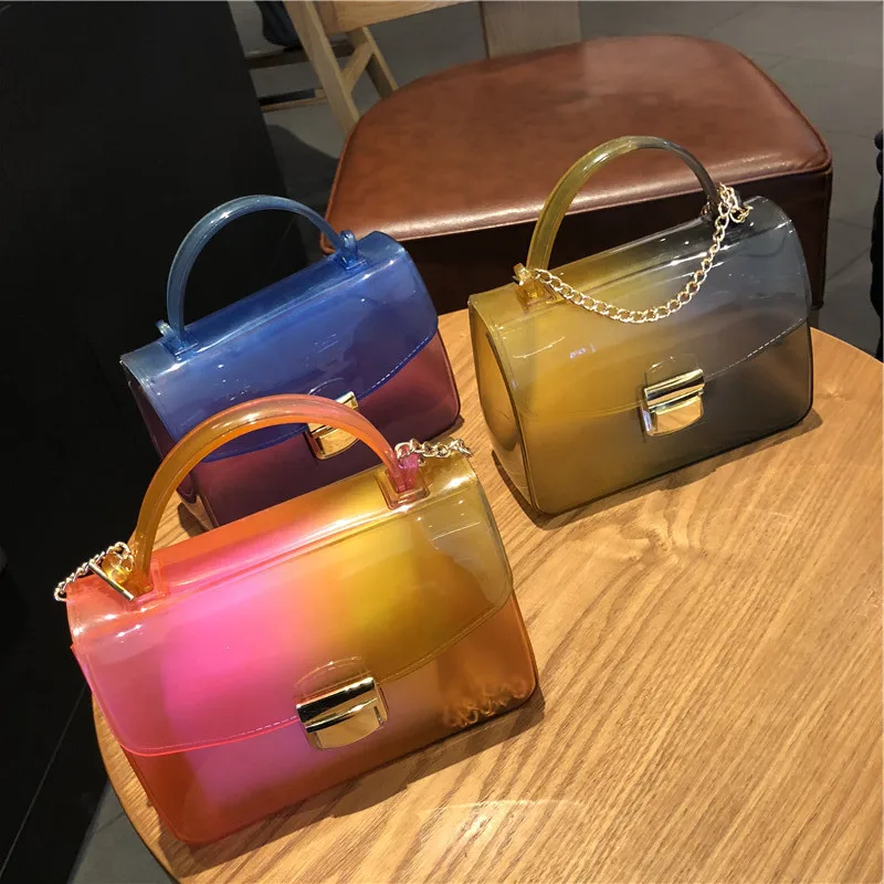 2019 Brand Designers Transparent Cross Body Bag Gradual Change Women Small Handbag Purses Flap Jelly Shoulder Bags Chains Casual
2019 Brand Designers Transparent Cross Body Bag Gradual Change Women Small Handbag Purses Flap Jelly Shoulder Bags Chains Casual