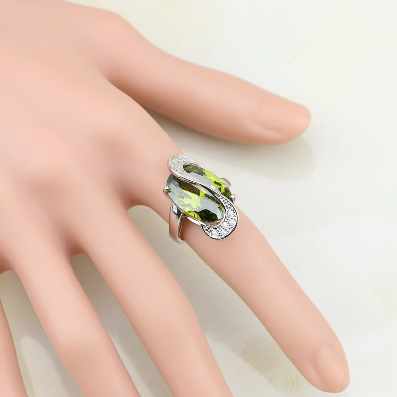 Precious Olive Green Cubic Zirconia White Zircon 925 Sterling Silver Ring For Women Wedding
Precious Olive Green Cubic Zirconia White Zircon 925 Sterling Silver Ring For Women Wedding