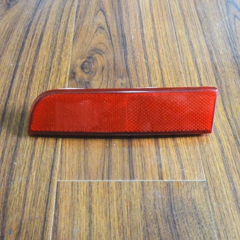 1Pcs Red Lens Rear Bumper Reflector RH Passenger Side for Mitsubishi ASX
1Pcs Red Lens Rear Bumper Reflector RH Passenger Side for Mitsubishi ASX