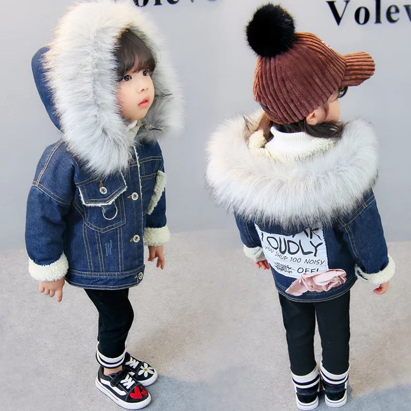 2018 children baby girls denim jacket long sleeve hooded warm thick collar cotton denim outerwear Autumn Winter velvet jacket
2018 children baby girls denim jacket long sleeve hooded warm thick collar cotton denim outerwear Autumn Winter velvet jacket