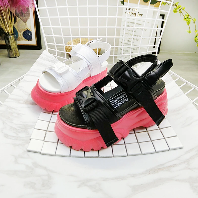 Women's Chunky Sandals 2019 Summer Fashion Buckle Thick Sole Woman Platform Shoes High Heels Female Summer Sandals Woman Shoes
Women's Chunky Sandals 2019 Summer Fashion Buckle Thick Sole Woman Platform Shoes High Heels Female Summer Sandals Woman Shoes