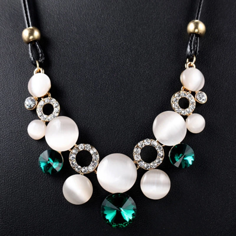 Column Natural Crystal Zircon pendent Rhinestone Colorful Pendant Chains Necklace For Women Party Jewelry VP639
Column Natural Crystal Zircon pendent Rhinestone Colorful Pendant Chains Necklace For Women Party Jewelry VP639
