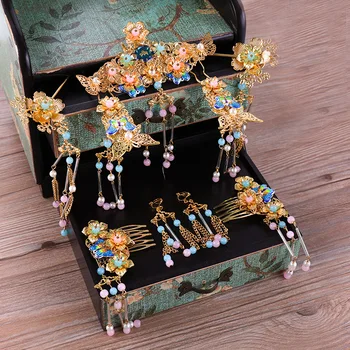 Vintage Gold Tassel Dragon And Phoenix Show Wo Clothing Fengguan Headdress Jewelry Set
Vintage Gold Tassel Dragon And Phoenix Show Wo Clothing Fengguan Headdress Jewelry Set