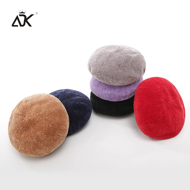 Winter Warm Painter Hat Female Beret Women French Artist Beanies Solid Chenille Bonnet New Fashion Soft Beret Cap For Girls
Winter Warm Painter Hat Female Beret Women French Artist Beanies Solid Chenille Bonnet New Fashion Soft Beret Cap For Girls