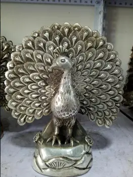 Ancient Chinese antique sculpture of silver plated bronze sculpture bird "Peacock"
Ancient Chinese antique sculpture of silver plated bronze sculpture bird "Peacock"