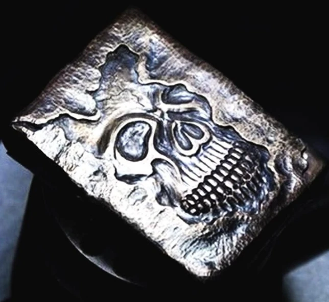 SDGZ Steampunk 3D skull double side Deep Engraved lighters Thick heavy Handmade Arts Collection
SDGZ Steampunk 3D skull double side Deep Engraved lighters Thick heavy Handmade Arts Collection