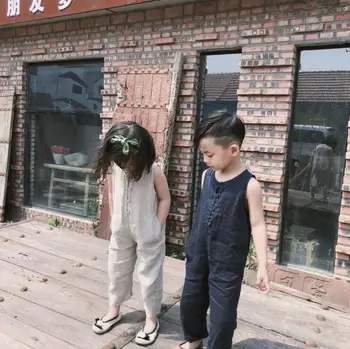 2018 new wholesale girls cotton linen overalls summer fashion kids pants 2-7T F90
2018 new wholesale girls cotton linen overalls summer fashion kids pants 2-7T F90
