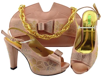 Lovely pink stones italian high heel shoes bags sandal shoes and clutches bag free shipping peach shoes matching bag SB8347-5
Lovely pink stones italian high heel shoes bags sandal shoes and clutches bag free shipping peach shoes matching bag SB8347-5