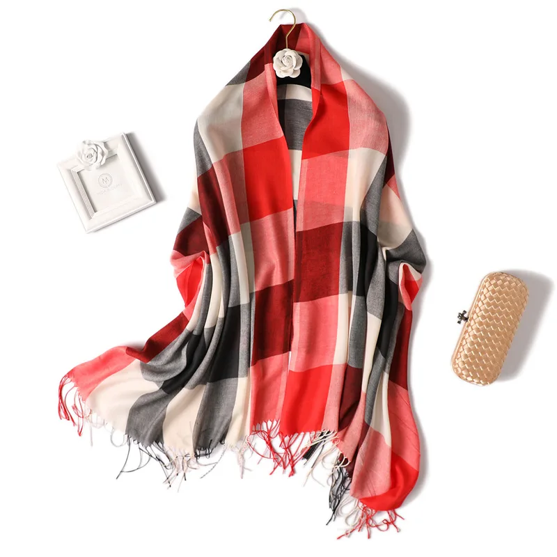 Fashion plaid scarf 2019 women winter shawls and wraps lady pashmina foulard female hijabs headscarf 
Fashion plaid scarf 2019 women winter shawls and wraps lady pashmina foulard female hijabs headscarf