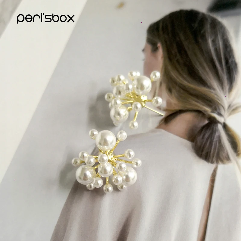 Peri'sbox Multi White Pearls Stud Earrings for Women Wedding Jewelry Fireworks Pearl Studs Bridal Earrings Statement
Peri'sbox Multi White Pearls Stud Earrings for Women Wedding Jewelry Fireworks Pearl Studs Bridal Earrings Statement