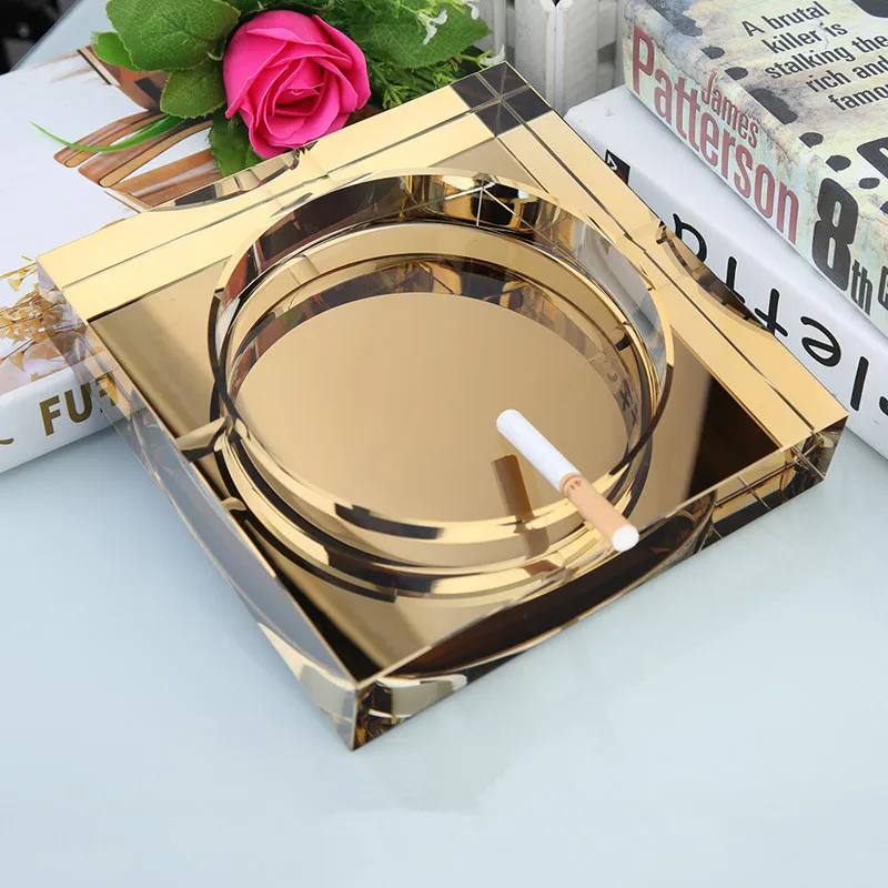 XING KILO Square practical crystal ashtray high-end fashion creative personality custom KTV European living room office gifts
XING KILO Square practical crystal ashtray high-end fashion creative personality custom KTV European living room office gifts